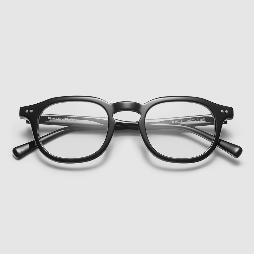 노블 클래식 블랙